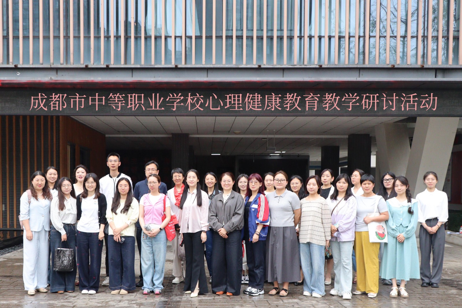 4FDA4214557A2823A7181CDD5A1D449A.jpg